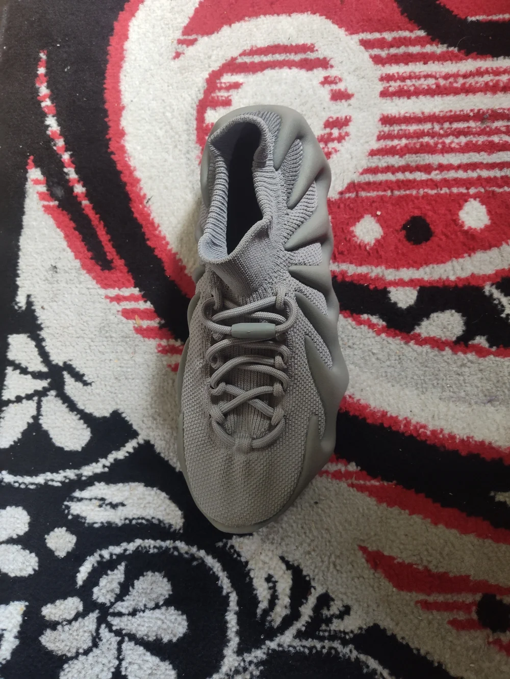 Yeezy Clouds Men's Knit Slip-On Trainer in Light Gray